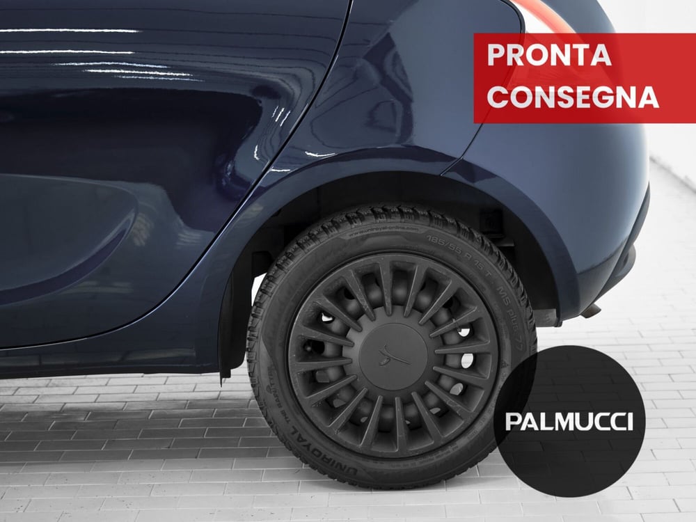 Lancia Ypsilon usata a Prato (6)