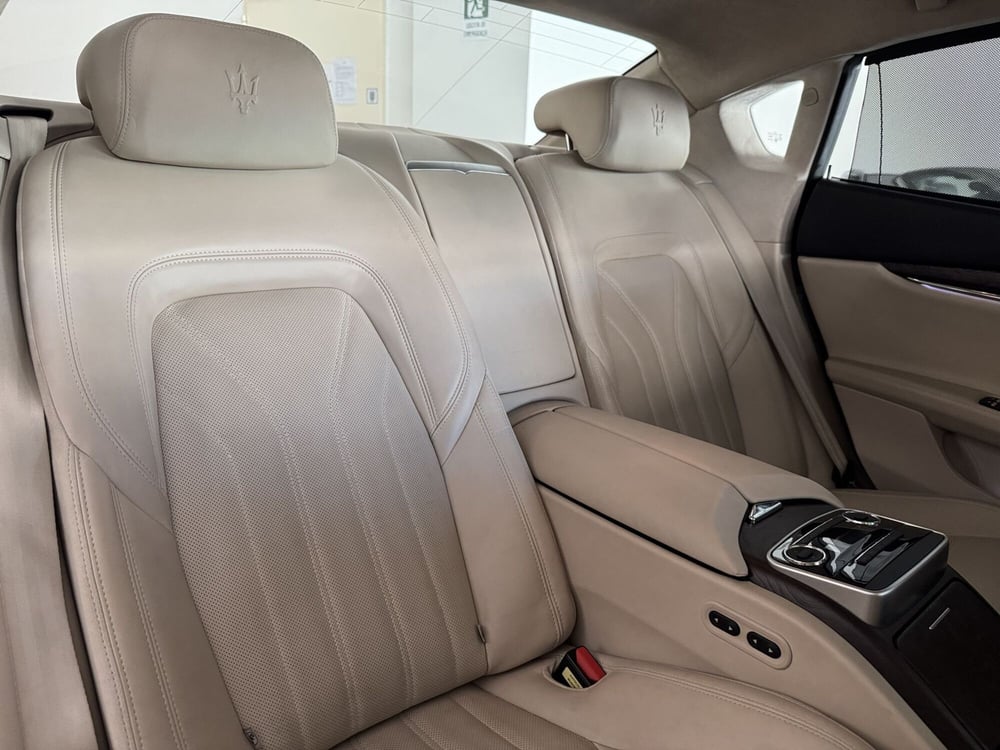 Maserati Quattroporte usata a Messina (10)