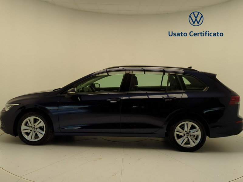 Volkswagen Golf Variant nuova a Avellino (3)