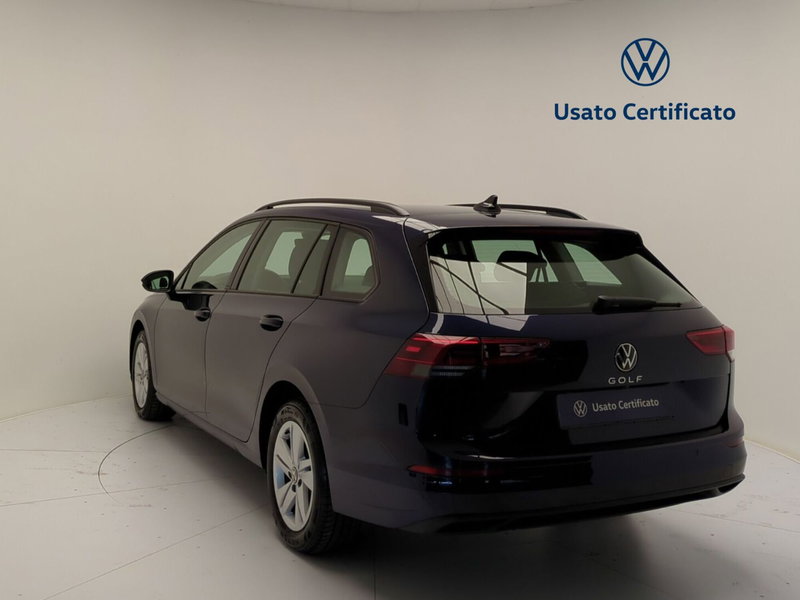 Volkswagen Golf Variant nuova a Avellino (4)