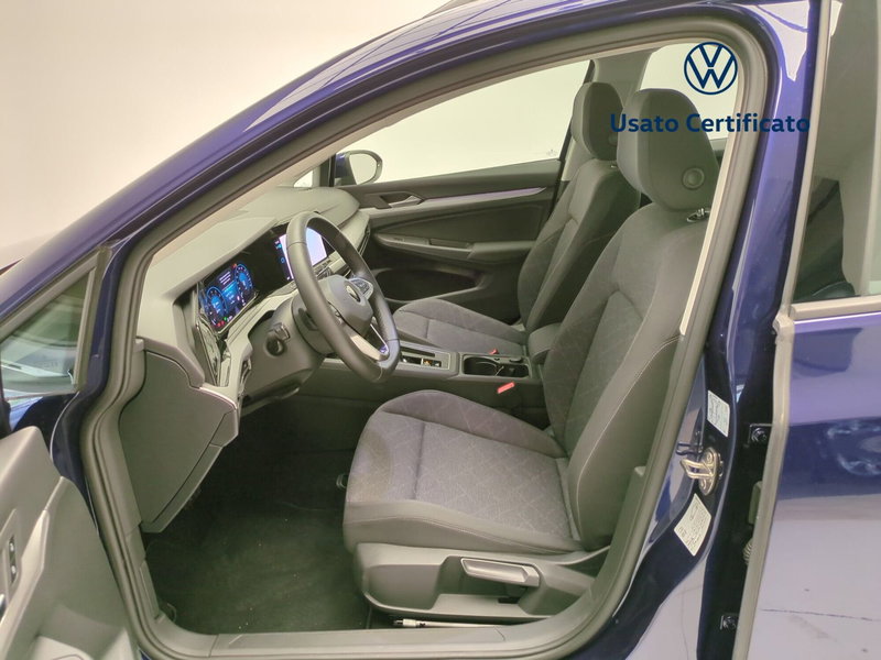 Volkswagen Golf Variant nuova a Avellino (9)