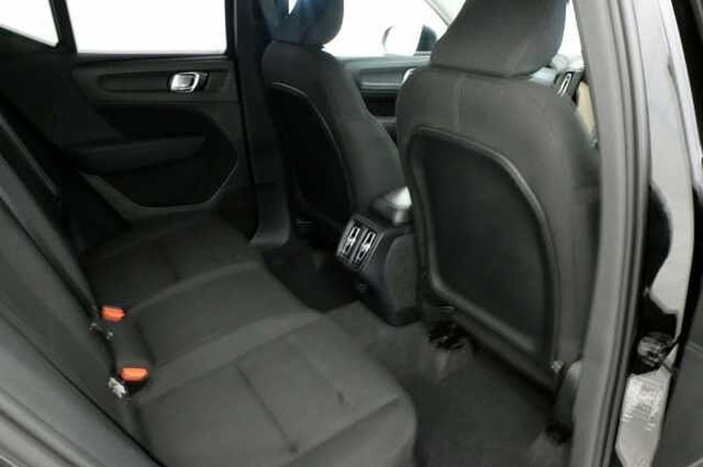 Volvo XC40 usata a Mantova (6)
