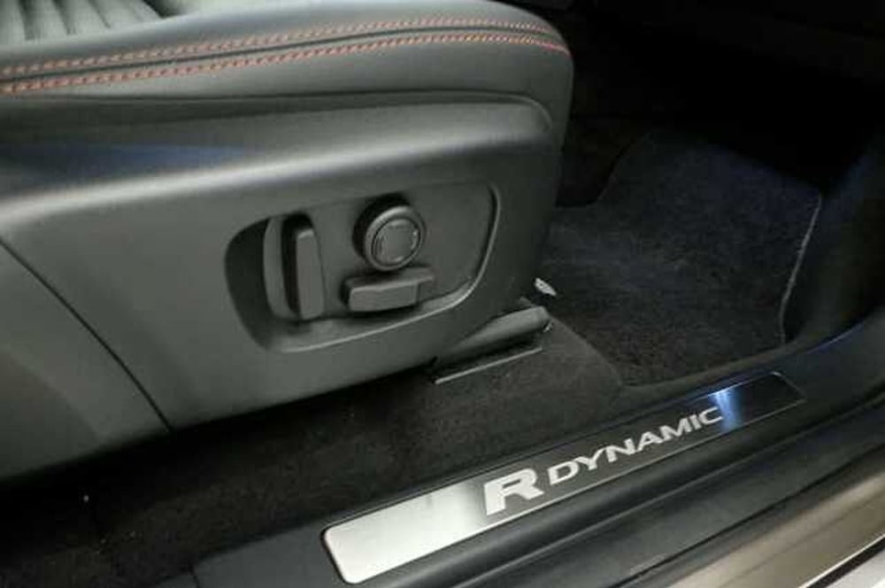 Land Rover Discovery Sport usata a Mantova (19)