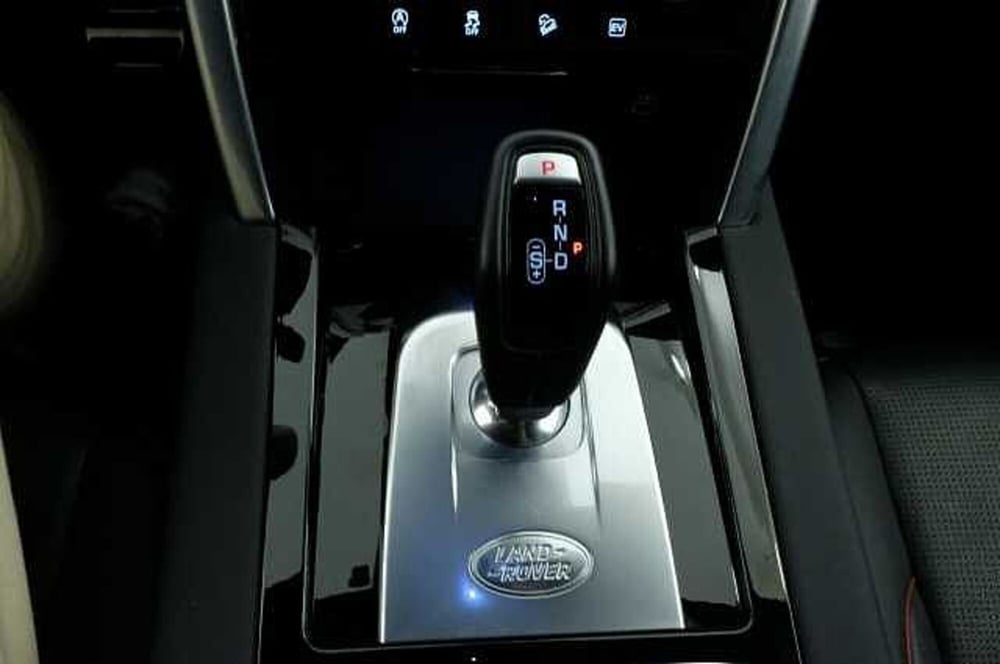 Land Rover Discovery Sport usata a Mantova (9)