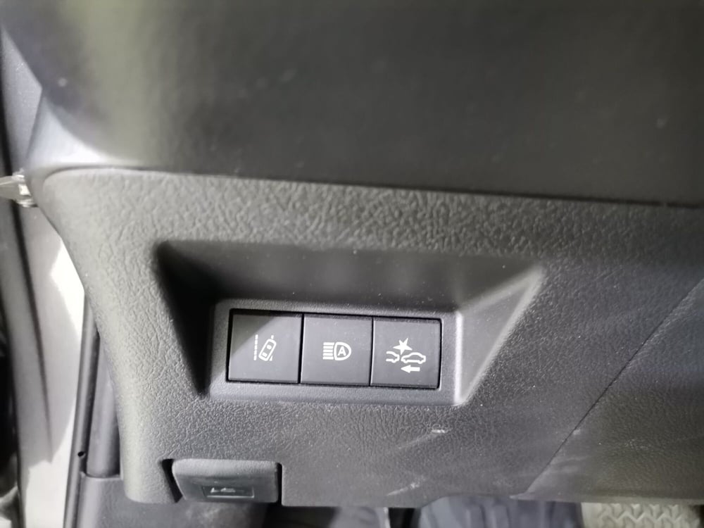 Toyota Yaris usata a Salerno (19)