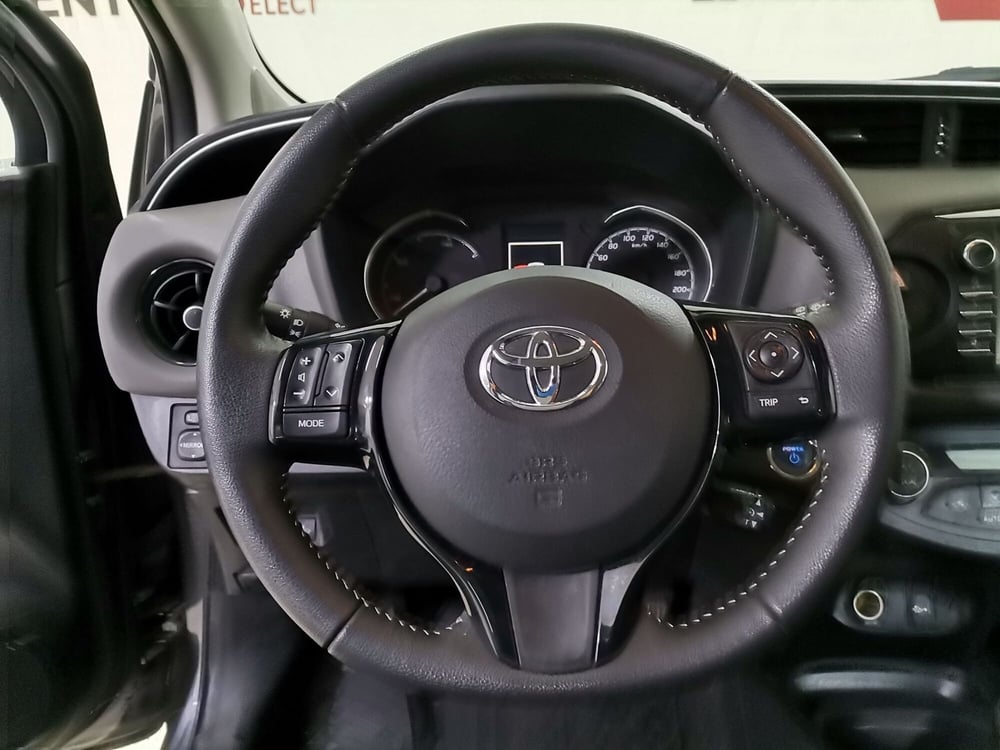 Toyota Yaris usata a Salerno (8)
