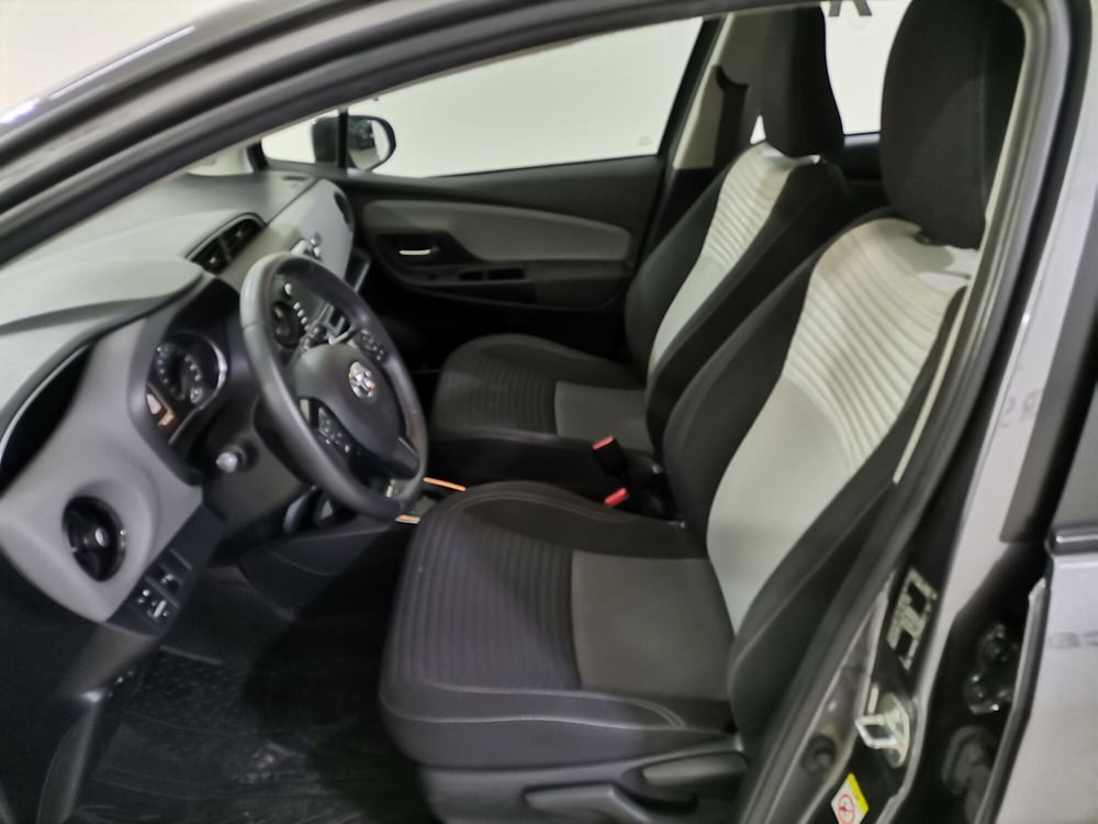Toyota Yaris usata a Salerno (9)