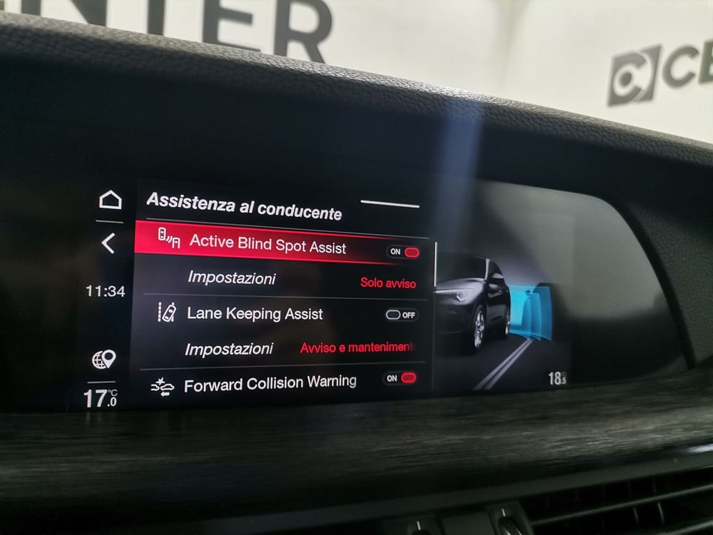 Alfa Romeo Stelvio usata a Salerno (20)