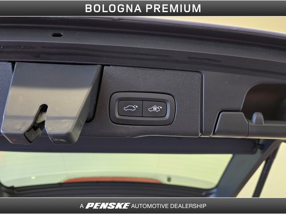 Volvo XC60 usata a Bologna (10)