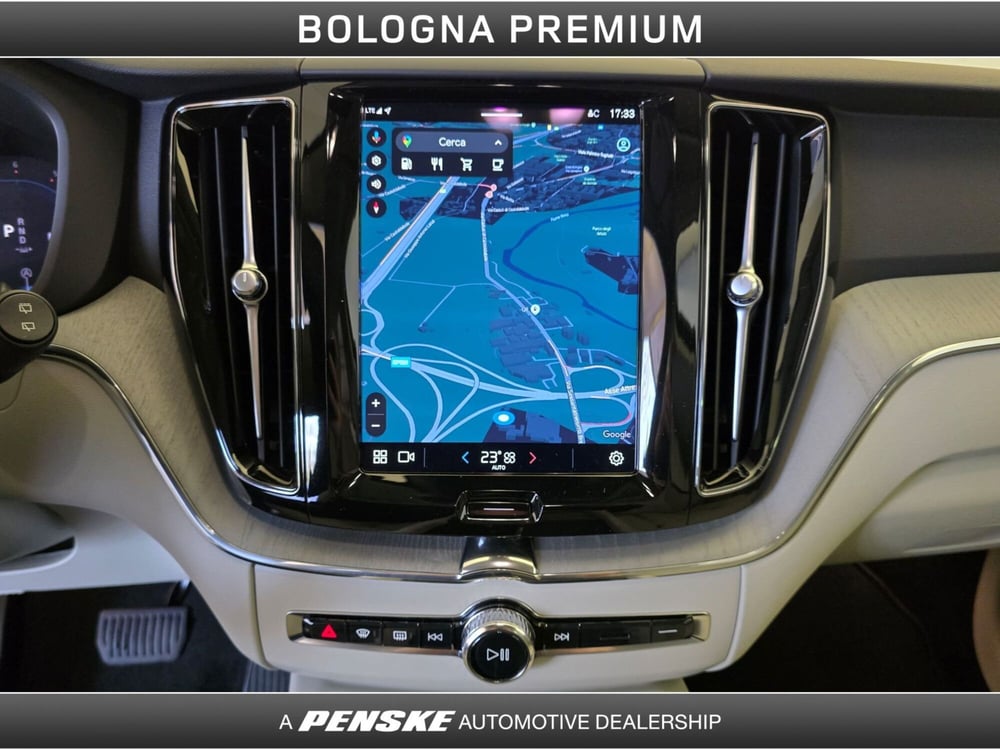 Volvo XC60 usata a Bologna (12)