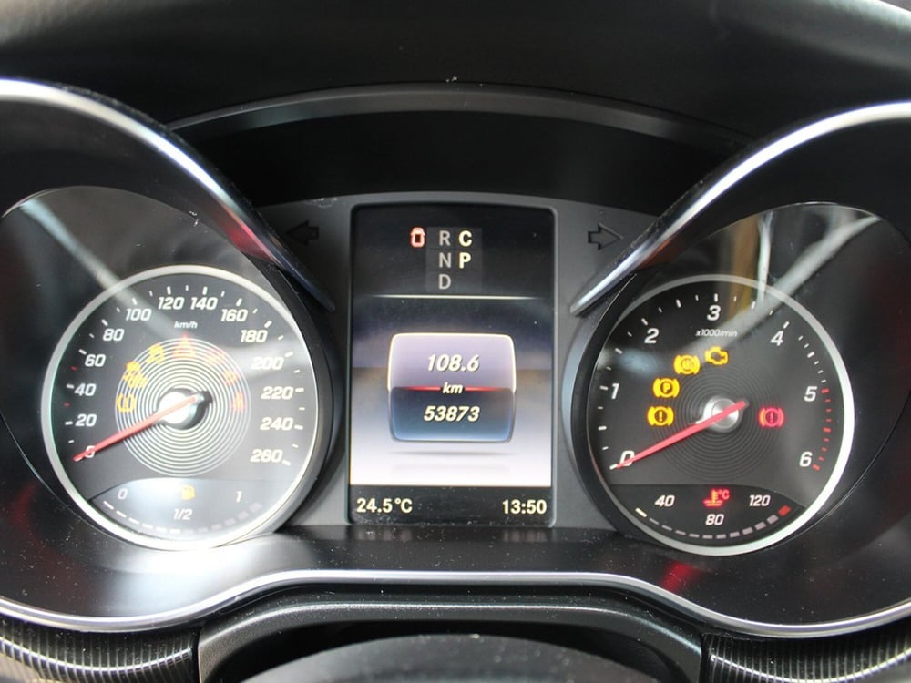 Mercedes-Benz Classe V usata a Milano (10)