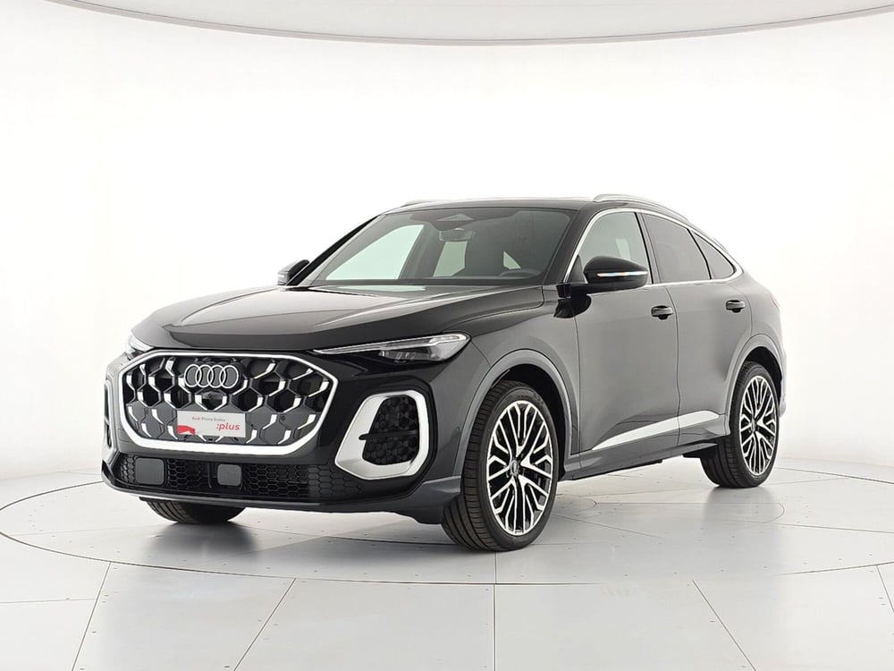 Audi Q5 Sportback nuova a Alessandria
