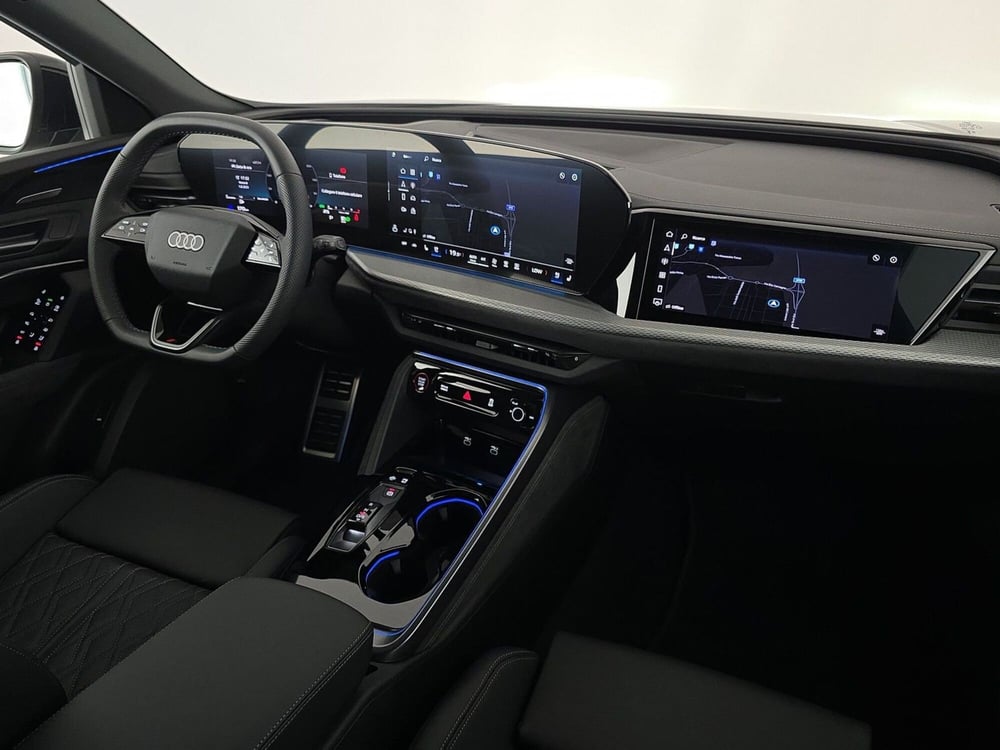 Audi Q5 Sportback nuova a Alessandria (12)