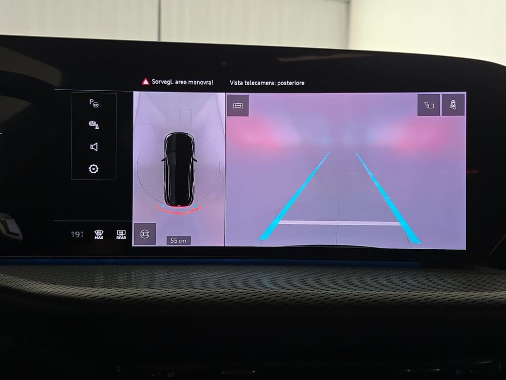 Audi Q5 Sportback nuova a Alessandria (16)