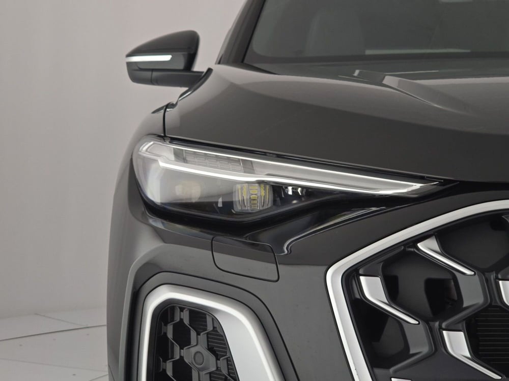 Audi Q5 Sportback nuova a Alessandria (6)