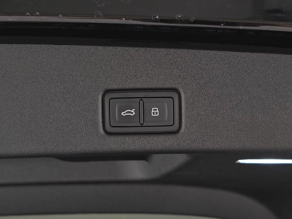 Audi Q5 Sportback nuova a Alessandria (9)