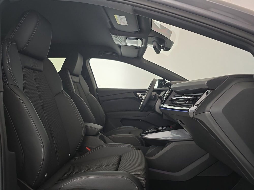 Audi Q4 usata a Asti (13)