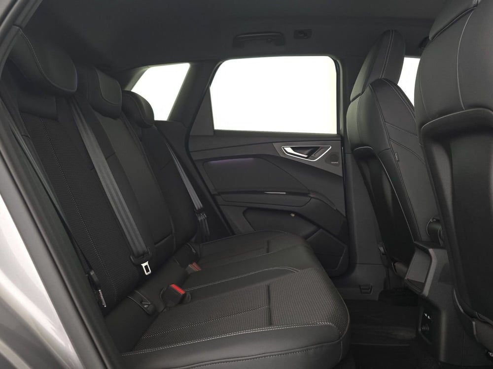 Audi Q4 usata a Asti (14)