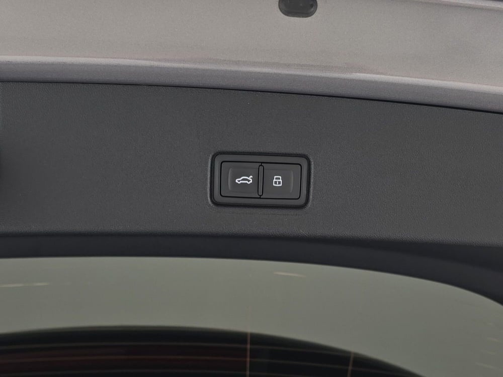 Audi Q4 usata a Asti (9)