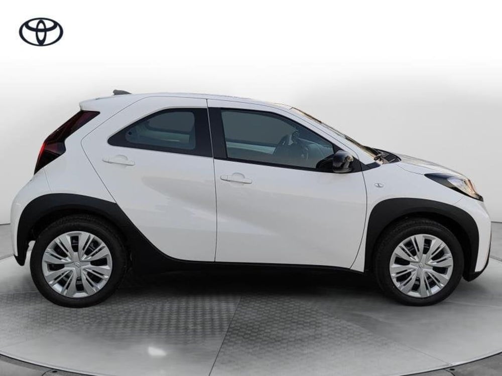 Toyota Aygo X nuova a Perugia (13)