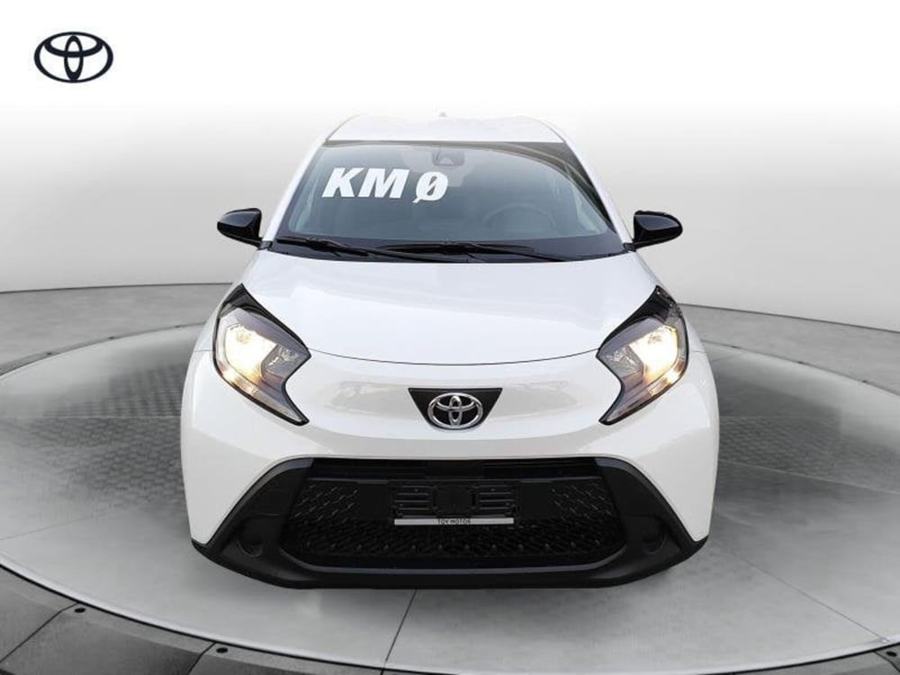 Toyota Aygo X nuova a Perugia (4)
