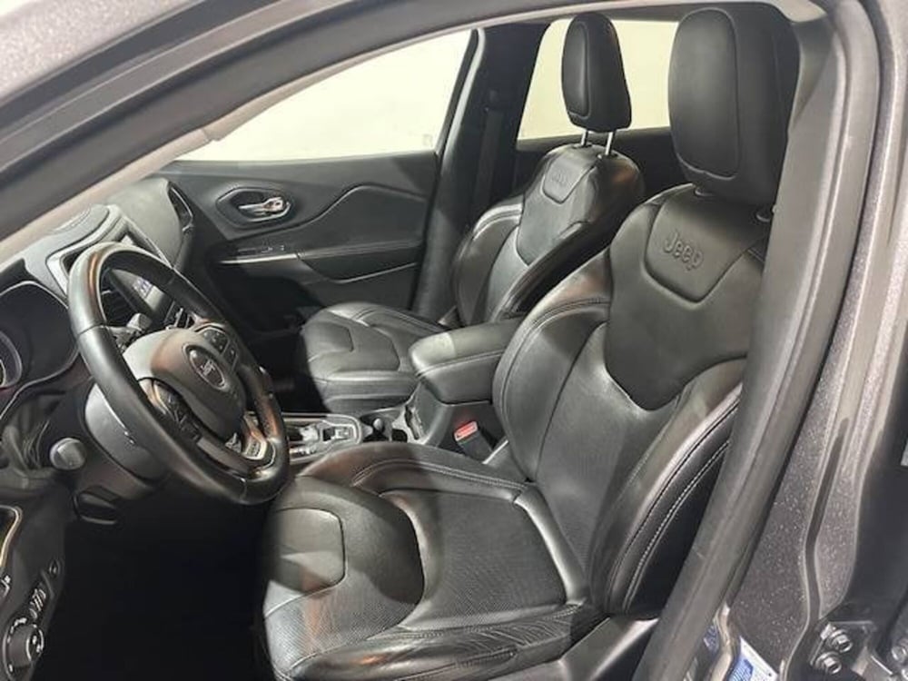 Jeep Cherokee usata a Treviso (11)