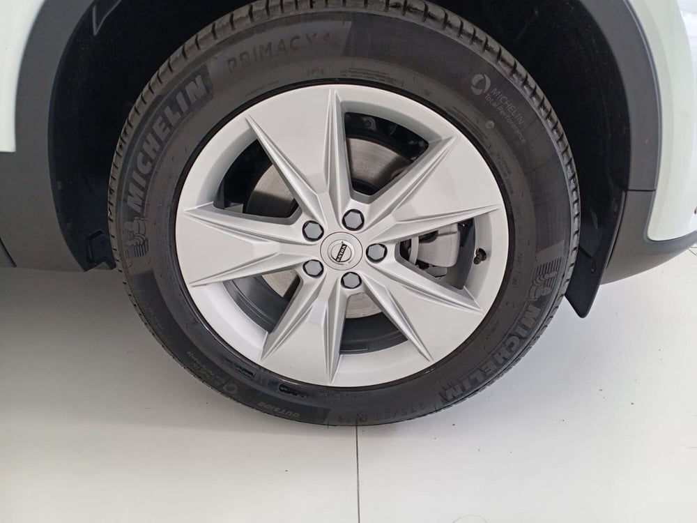 Volvo XC40 nuova a Prato (11)