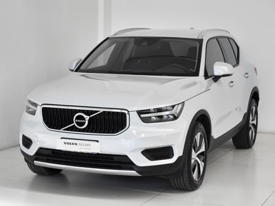 Volvo XC40 T2 Geartronic Momentum Pro del 2021 usata a Prato