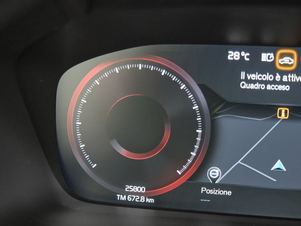 Volvo XC40 usata a Prato (10)