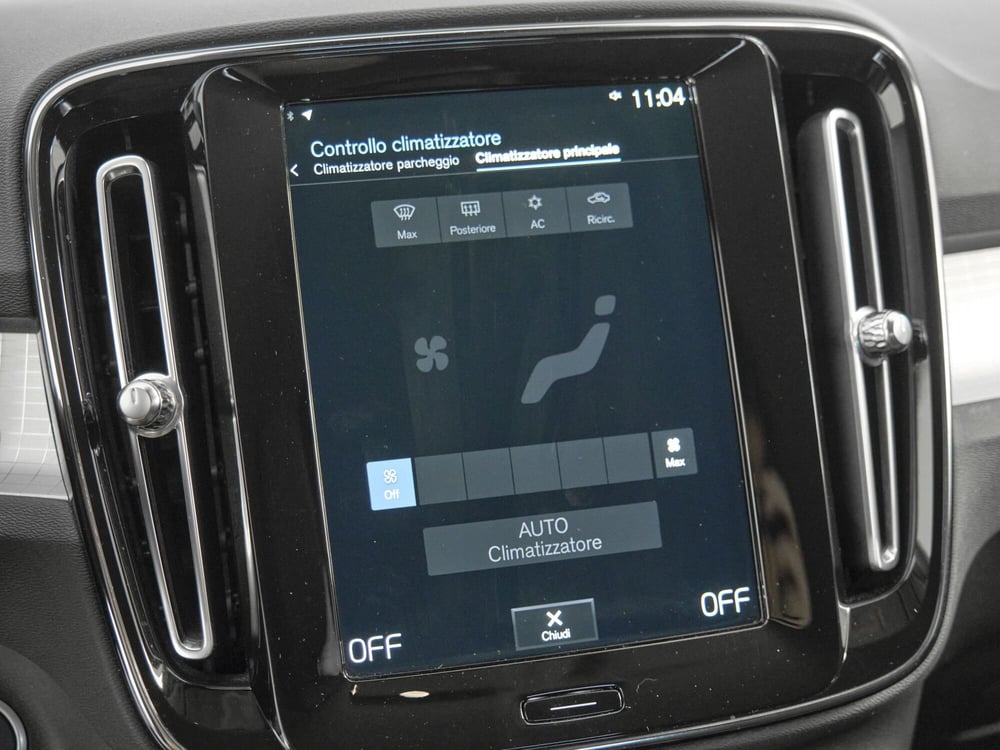 Volvo XC40 usata a Prato (13)