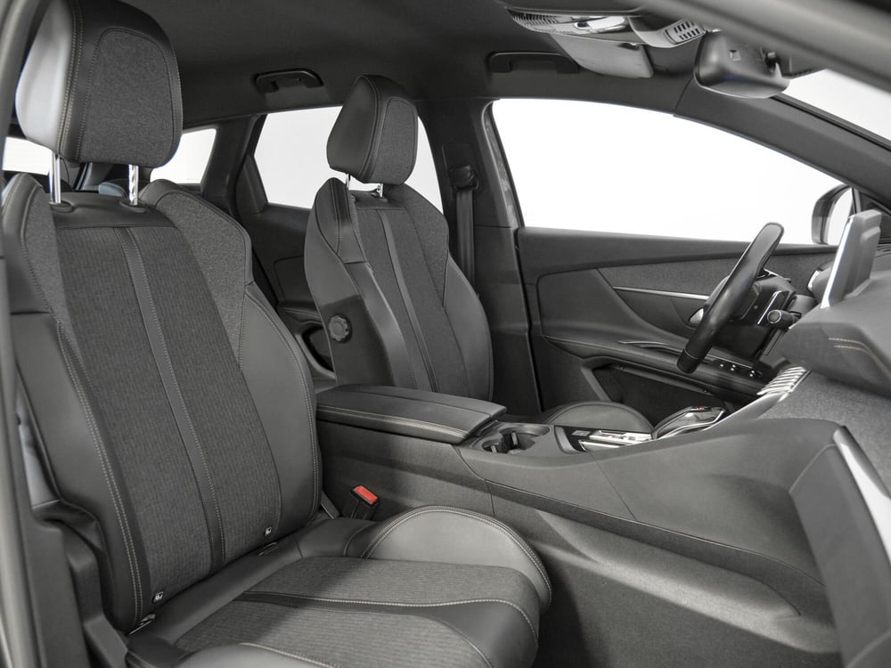 Peugeot 3008 usata a Prato (20)