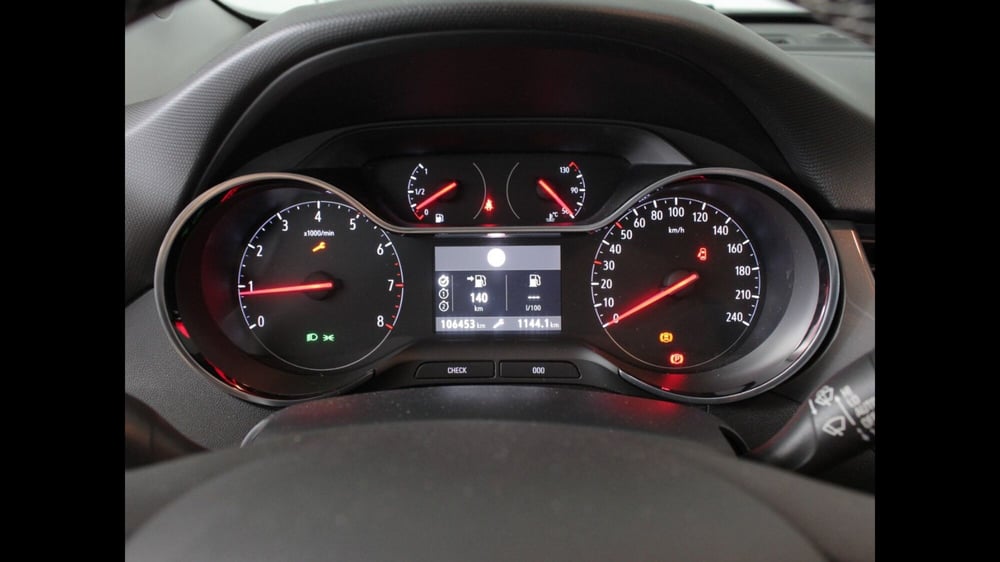 Opel Crossland usata a Palermo (10)