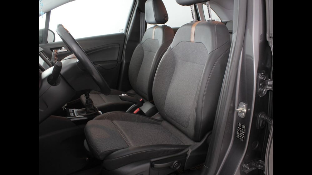 Opel Crossland usata a Palermo (11)