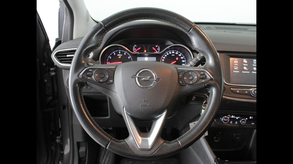 Opel Crossland usata a Palermo (9)