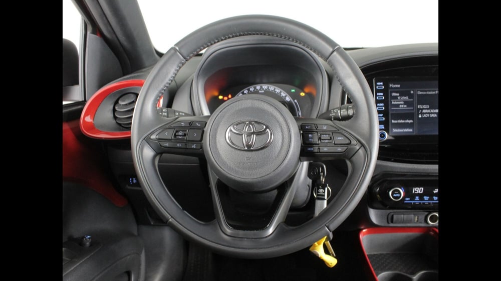 Toyota Aygo X usata a Palermo (10)