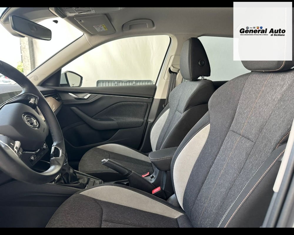 Skoda Kamiq usata a Lucca (11)