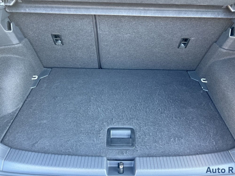 Volkswagen T-Cross usata a Potenza (8)