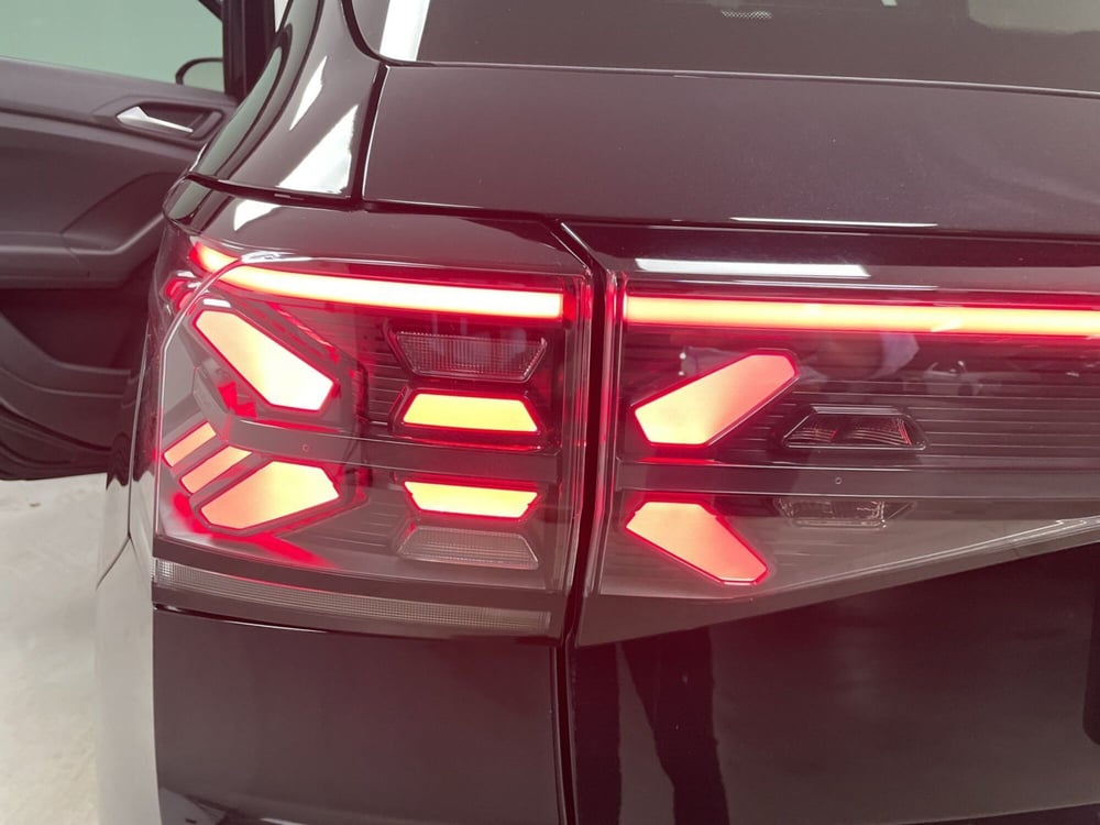 Volkswagen T-Cross usata a Varese (18)