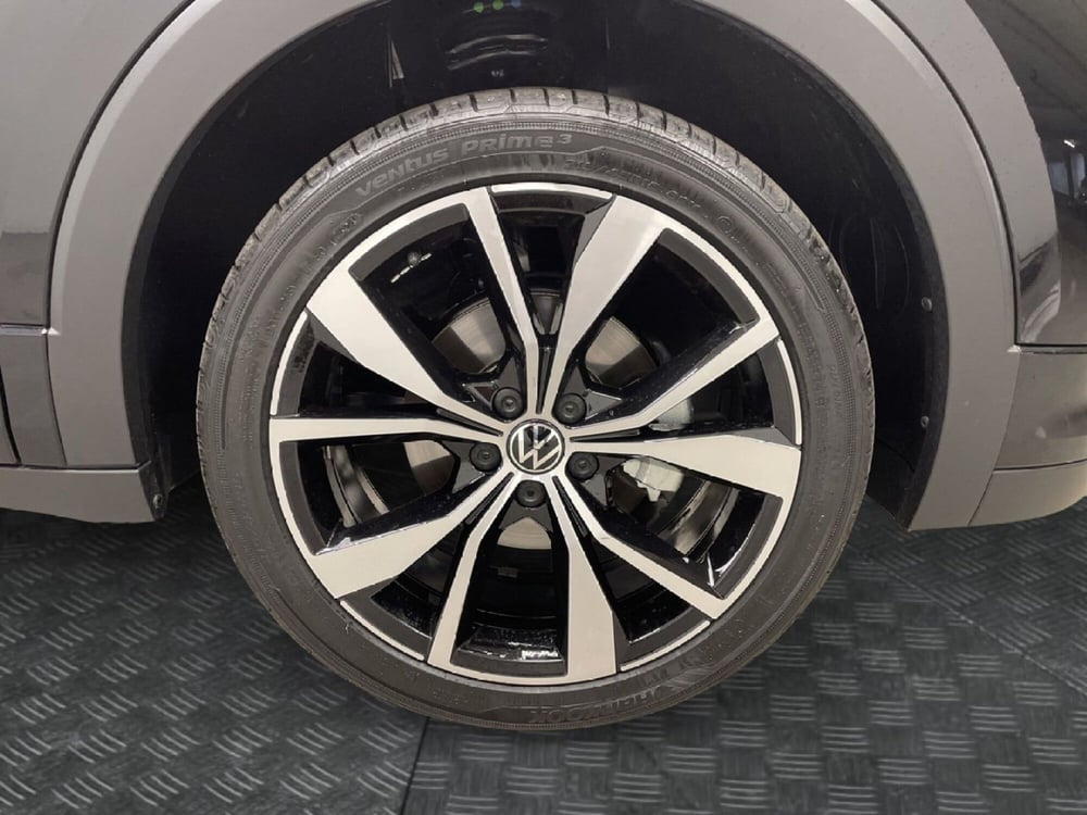 Volkswagen T-Cross usata a Varese (7)