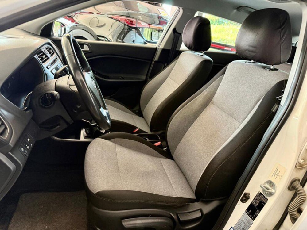 Hyundai i20 usata a Firenze (7)