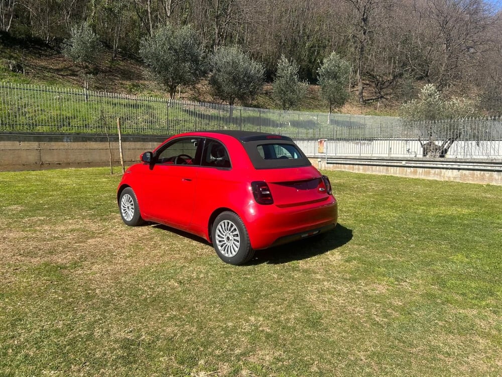 Fiat 500e Cabrio nuova a Avellino (4)