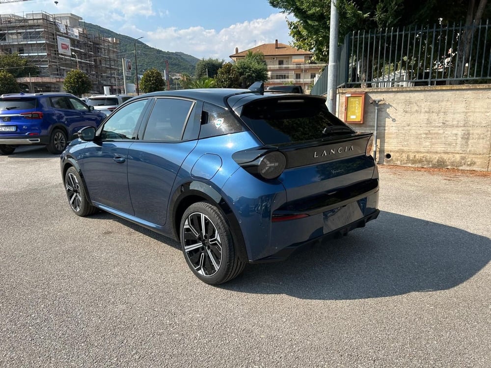 Lancia Ypsilon nuova a Salerno (4)