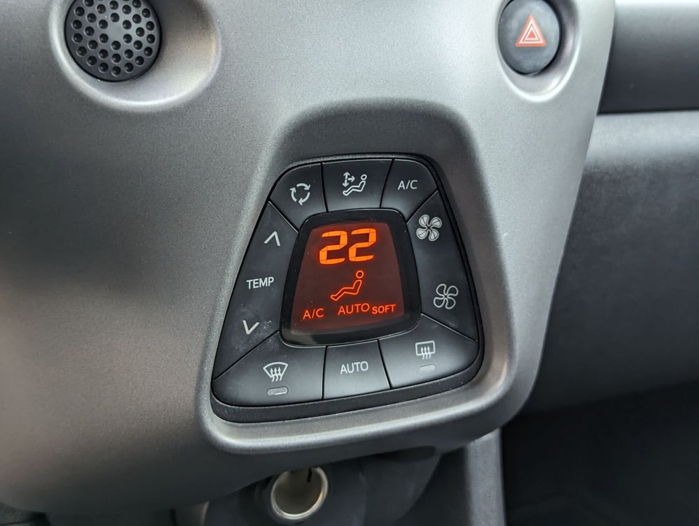 Toyota Aygo usata a Pescara (12)