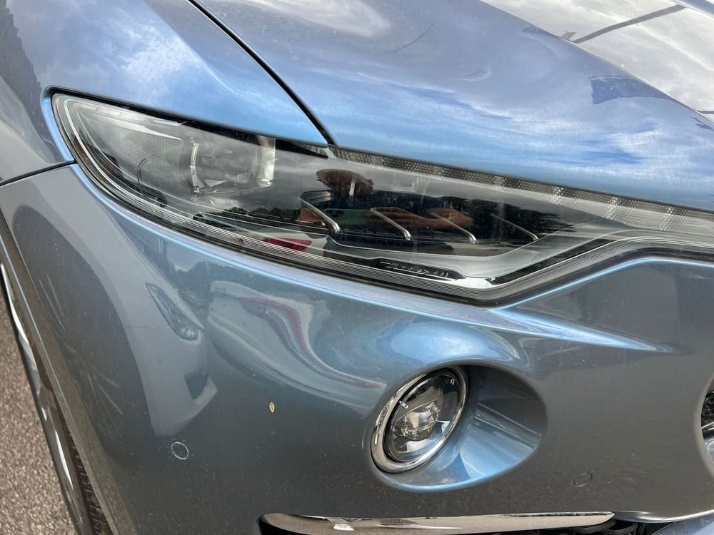 Maserati Levante usata a Salerno (17)