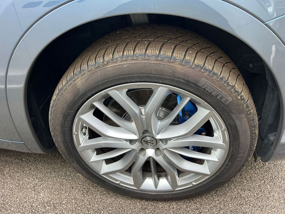 Maserati Levante usata a Salerno (19)