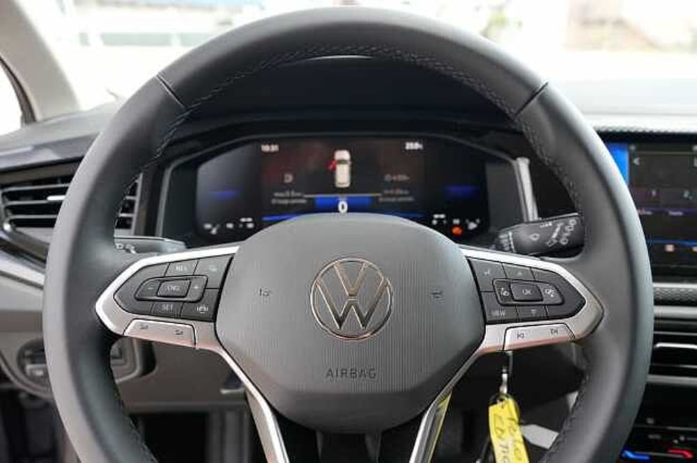 Volkswagen Polo nuova a Rovigo (11)
