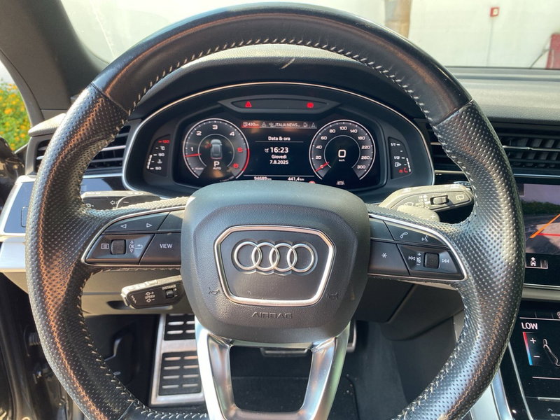 Audi Q8 usata a Reggio Calabria (11)