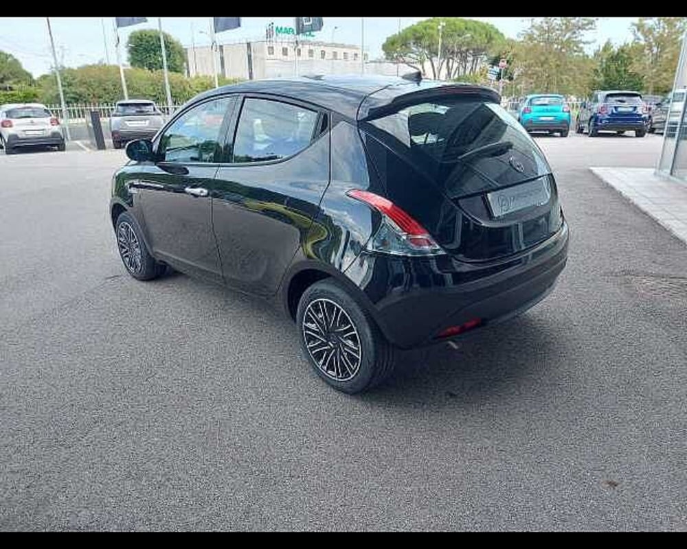 Lancia Ypsilon usata a Venezia (3)