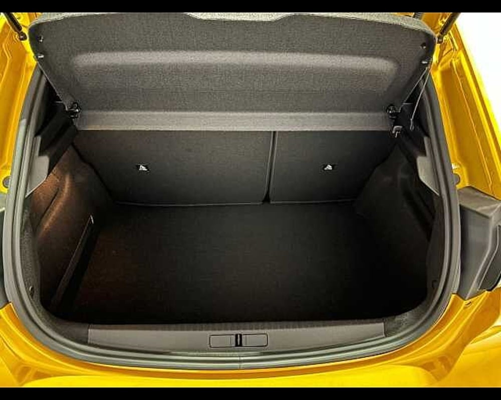 Peugeot 208 usata a Milano (5)