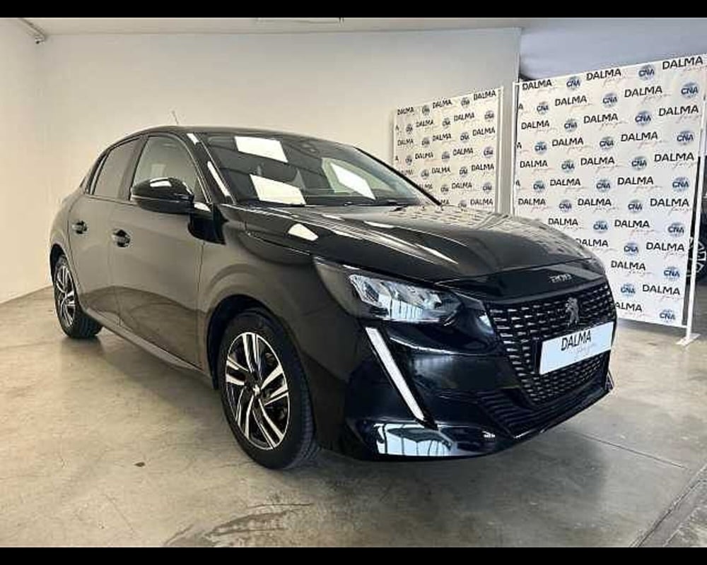 Peugeot 208 usata a Milano (3)